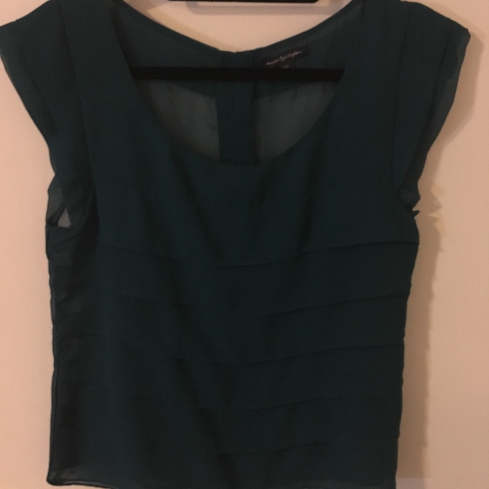American eagle scalloped top